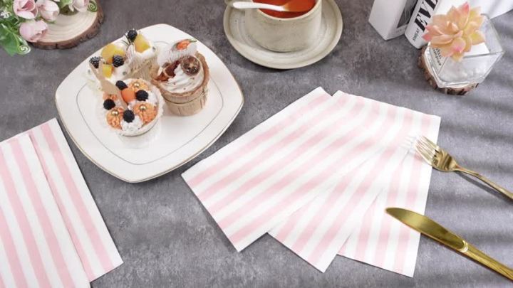 LZD Qilery 200 Pcs Pink and White Stripe Guest Napkins 3 Ply Paper